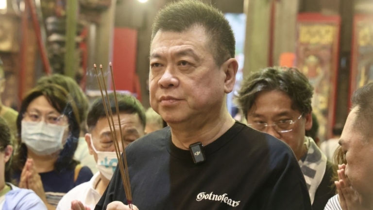 于朦朧離世一個月沒真相 孫德榮辦法會安靈