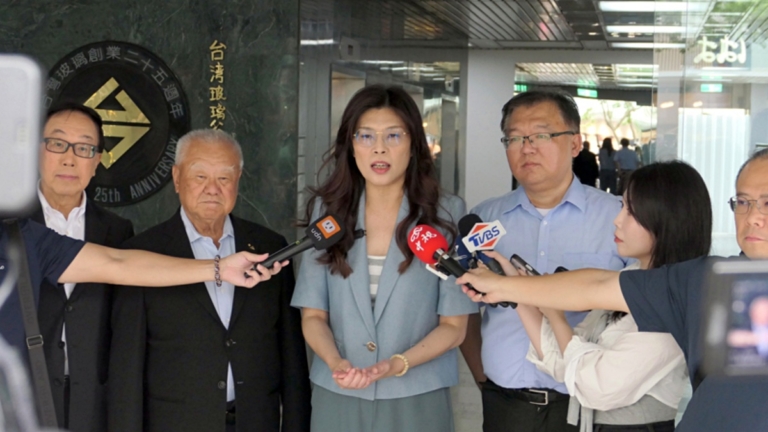 鄭麗文談赴中收習賀電 藍營基層表達疑慮