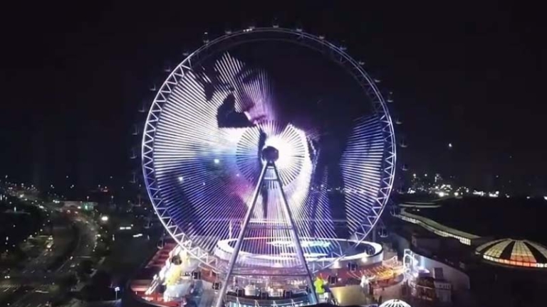 蘭州摩天輪投影于朦朧 網民喊「立案」（視頻）