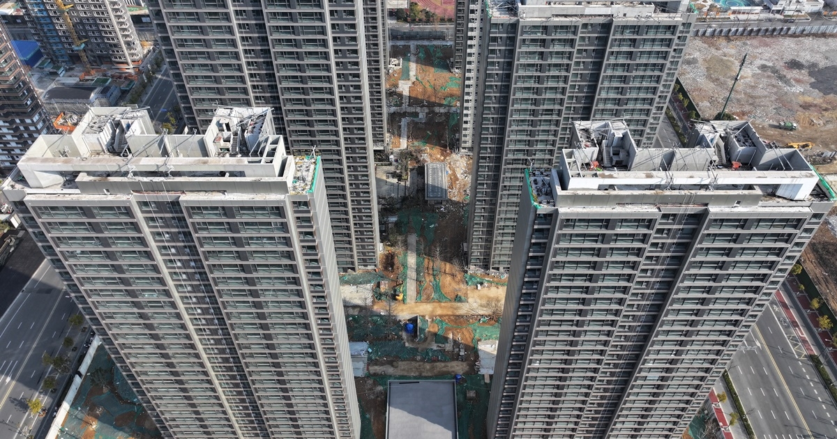 【禁闻】中国房市持续下滑 外国投资者亏本抛售 | 中国房地产 | 中国经济 | 新唐人电视台