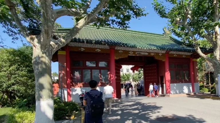 董襲瑩翻版 ?上海交大私吞獎金女生疑涉教育特權