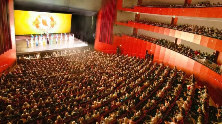 11月7日國際聚焦 神韻未演先熱 法國售出17萬門票 5城售罄