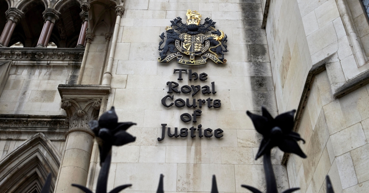 11月11日国际聚焦 英国最大洗钱案 中国主犯被判近12年重刑 | 钱志敏 | 张雅迪 | 泄露军事机密 | 新唐人电视台