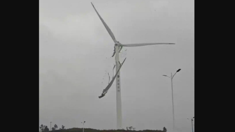 江西巨型風力發電葉片空中斷裂 玻璃纖維滿天飛（視頻）