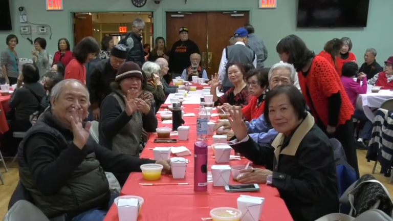 慶祝感恩節 紐約台灣會館百位老人歡聚