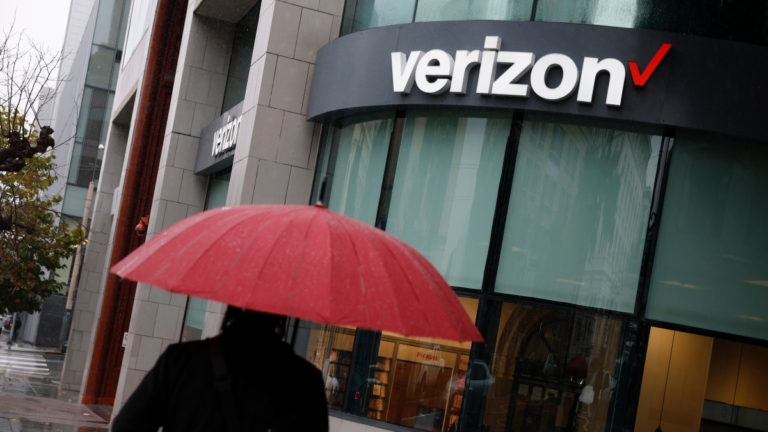 11月14日財經快報 Verizon新任CEO 推出公司最大規模裁員