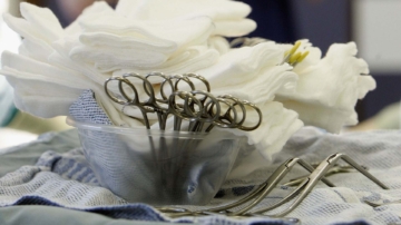 手術室裡的「花生米」：醫生們的祕密語言