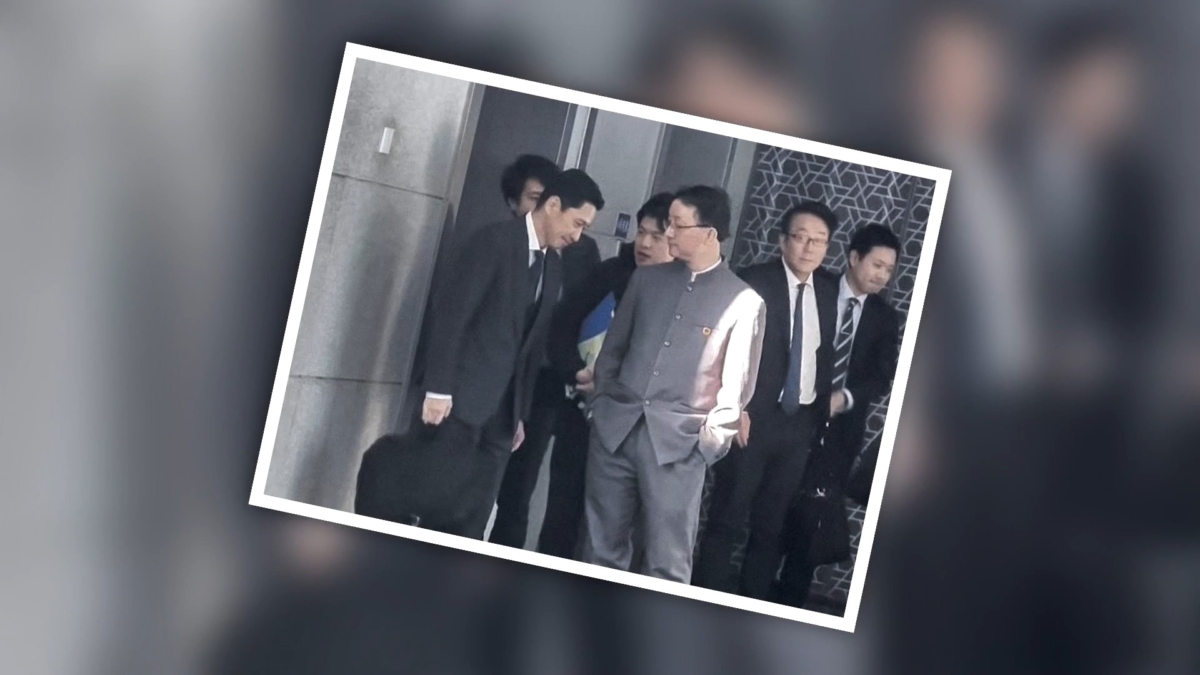 【禁闻】中共外交官双手插兜送客 被批街头小痞子