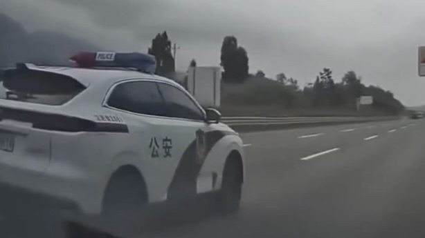 微信群裡轉發一篇文章 廣西和北京兩網友被跨省傳喚