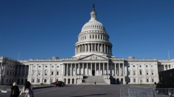 聯邦起訴：加州非法移民學費低於外州公民