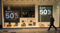 美国黑五开跑 消费者转向大件折扣