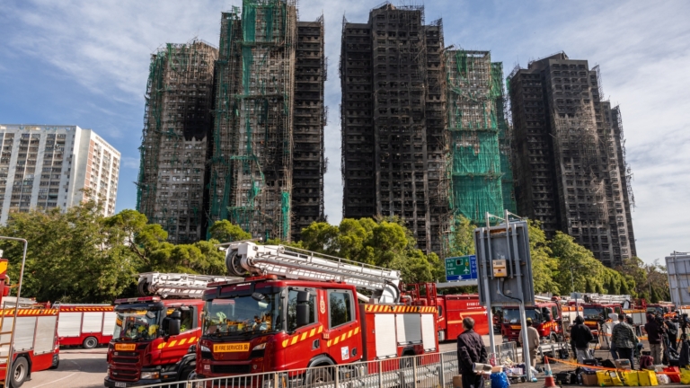 香港宏福苑人禍火災掀民怒 外媒揭中共盤算
