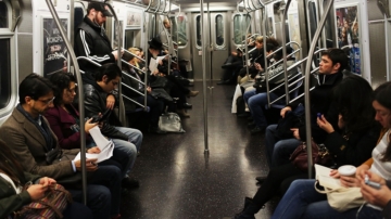 纽约地铁卡停售倒数！OMNY接棒 通勤族：方便但更贵