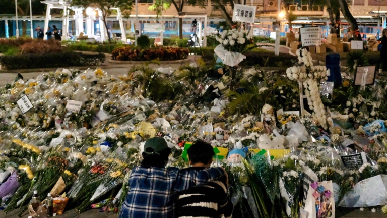 香港大火死亡人數遭質疑 立法會選舉投票創新低