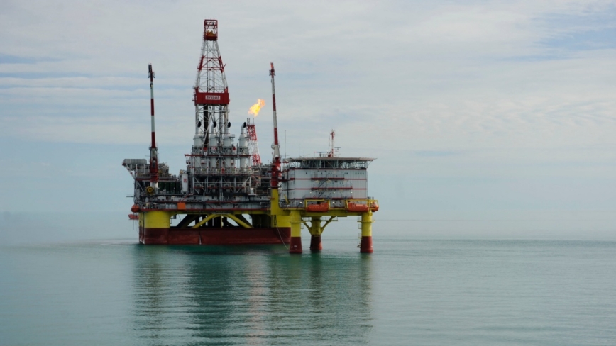 跨海700公里 烏軍無人機首度突襲俄里海鑽井平台