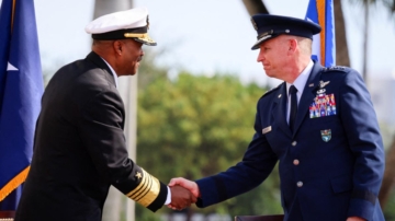 【美國聚焦】美南方司令部權力交接 新司令：將與夥伴合作