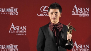 憑演青年梅蘭芳走紅 余少群揭大陸演藝圈真相