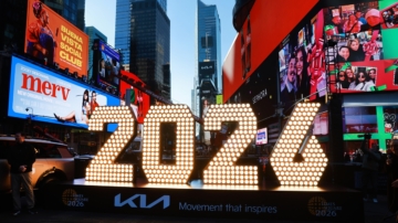 迎接跨年倒数“2026”巨型数字亮相时代广场