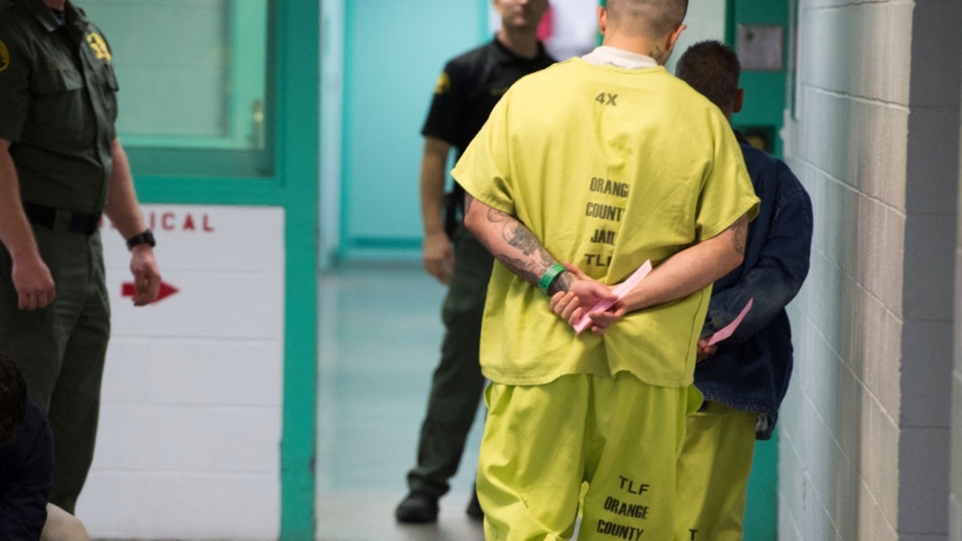 打擊非法移民卡車司機 ICE在加州逮捕101人