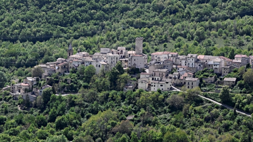 ɽ��ӭ����30�����׸�Ӥ�� ȫ������ˡ�