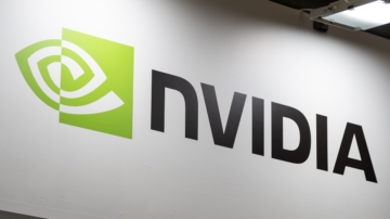 【財經簡訊】英偉達50億購入逾2億Intel股份