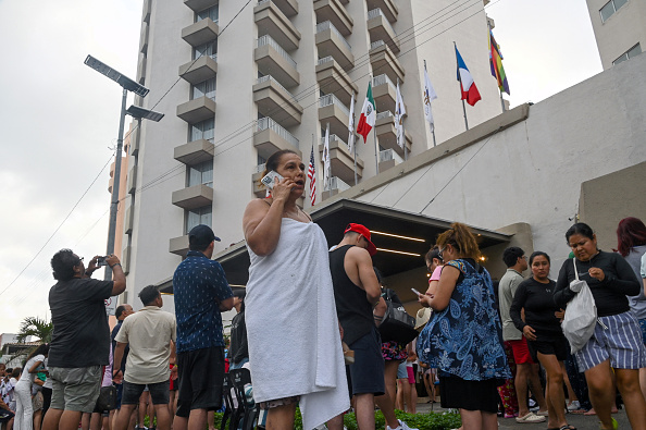 墨西哥6.5地震災情慘重 宅塌路損已知2死(組圖)