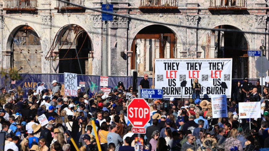 洛杉磯大火一周年 倖存者艱難索賠堅強求生