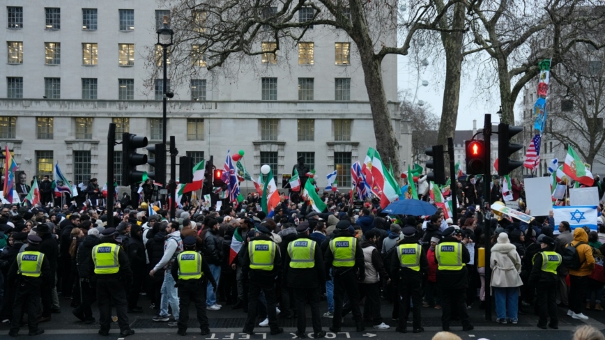 川普：美國已準備好幫助伊朗爭取自由