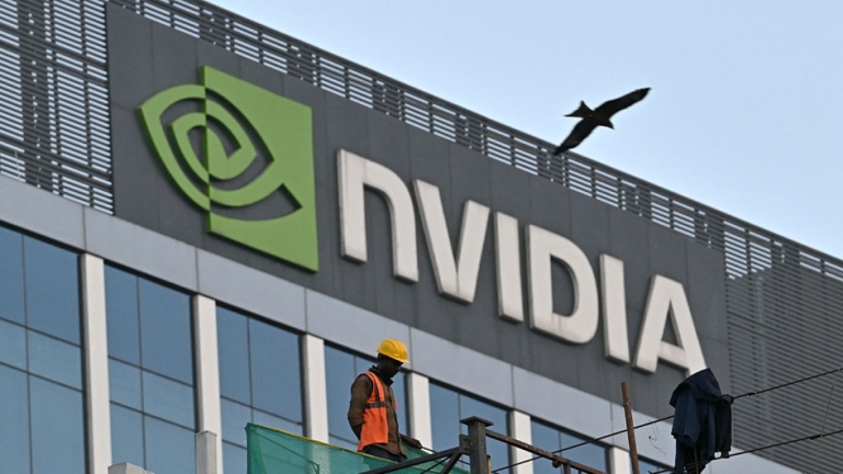 輝達、AMD特定晶片銷中國25％關稅 強化美國本土製造