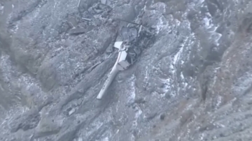 直升機墜阿蘇火山口 陡如峭壁搜救「極為困難」