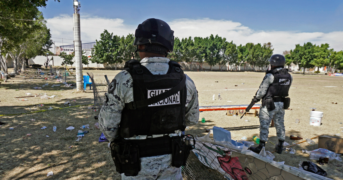 墨西哥薩拉曼卡足球場槍擊案致11死12傷