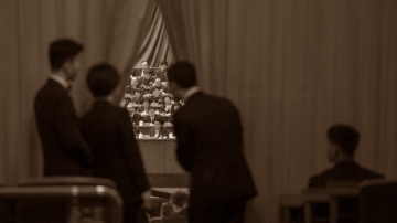 时评人揭习近平与江派多次交易 江派密谋“逆天计划”