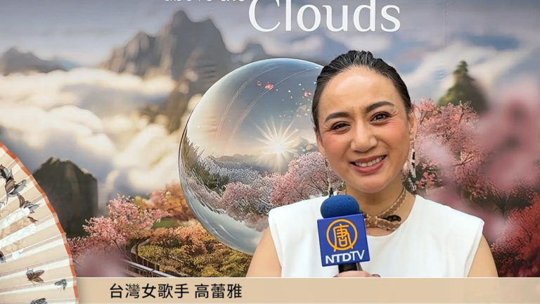 台灣女歌手高蕾雅向新唐人觀眾賀中國新年