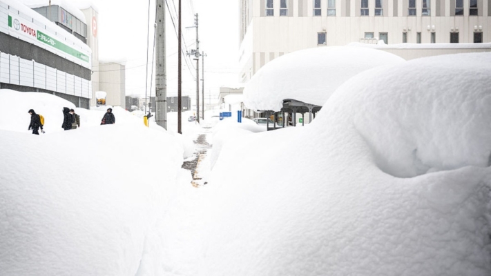 冷氣團引來致命暴雪 日本兩週釀30死 9旬婦遭雪堆活埋
