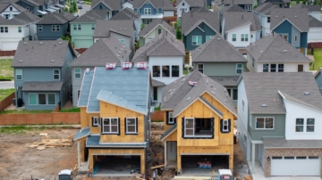 Redfin報告：2025年購屋者獲得13年來最大折扣