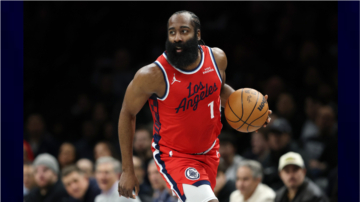 NBA：快船和騎士互換控衛 哈登離開洛杉磯