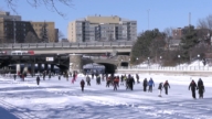 加拿大渥太华冰雪节 全球最大溜冰运河
