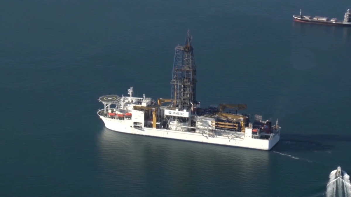 【禁闻】日本6000米深海突破 中共稀土牌进入倒数