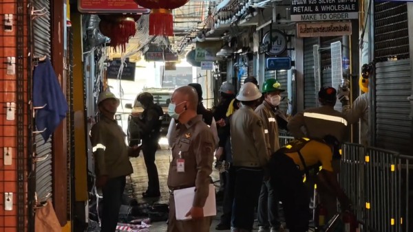 曼谷洽圖洽市集深夜突起大火 波及48間店鋪