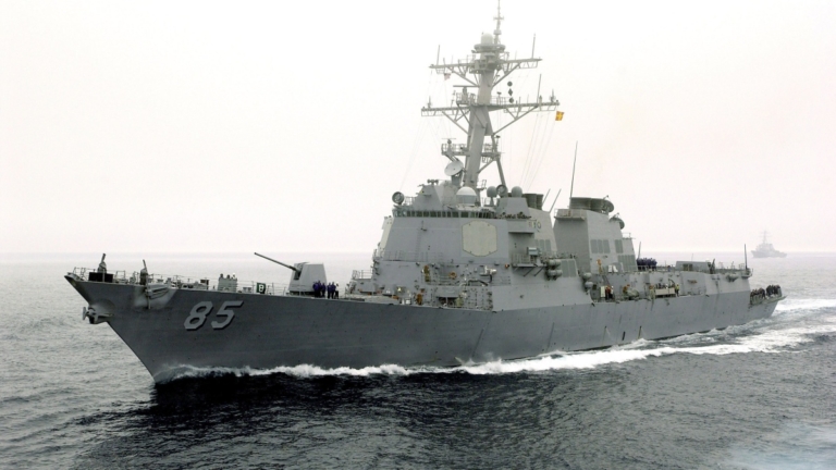 【國際聚焦】美海軍驅逐艦補給艦加勒比海相撞 兩水兵受傷