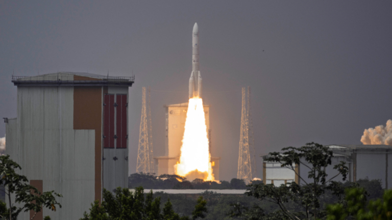 【國際聚焦】搭載歐洲最強火箭 亞馬遜一次發射32顆衛星