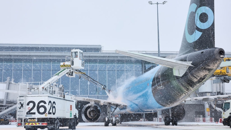 大雪警報襲巴黎 戴高樂歐利機場削減航班