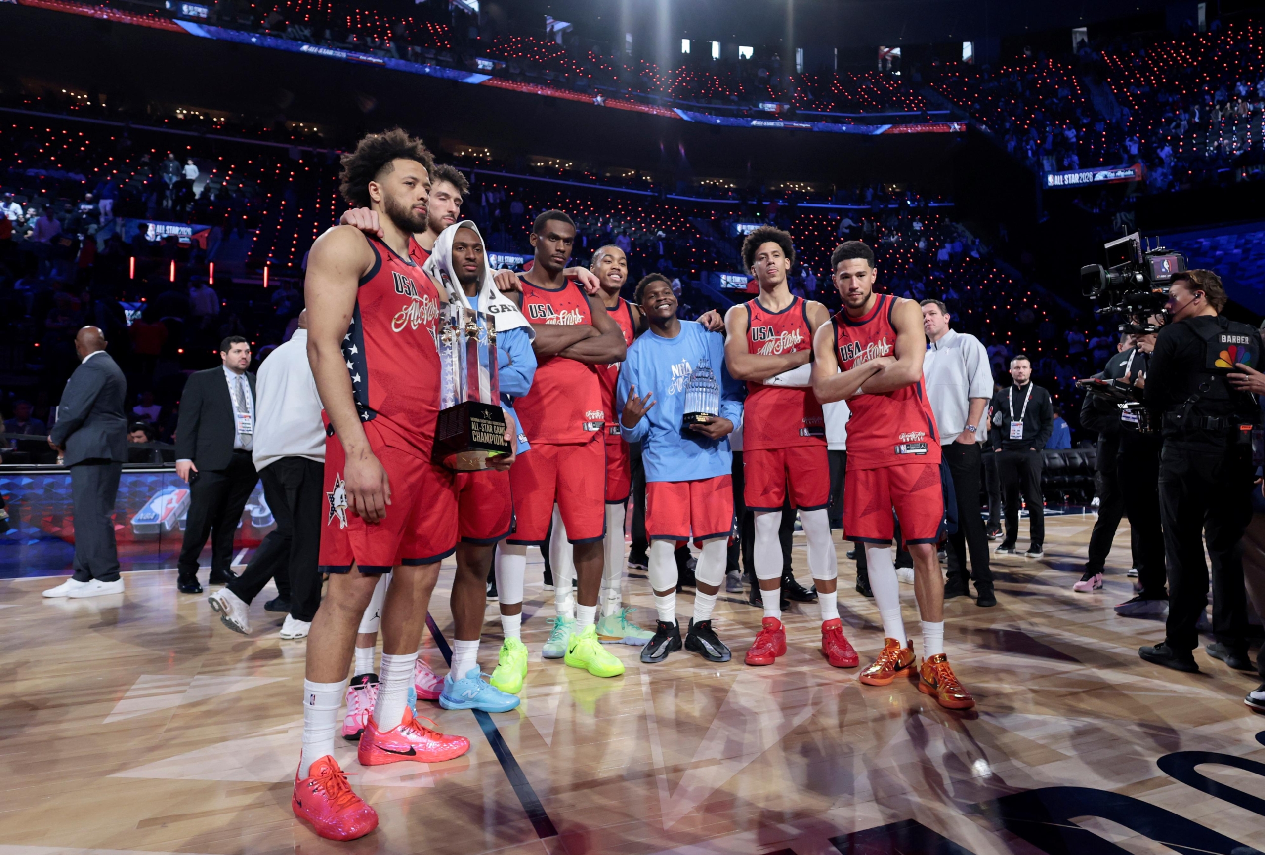 NBA：全明星賽改制 星辰隊擊敗條紋隊奪冠