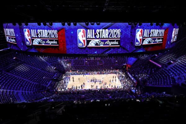 NBA：全明星賽改制 星辰隊擊敗條紋隊奪冠