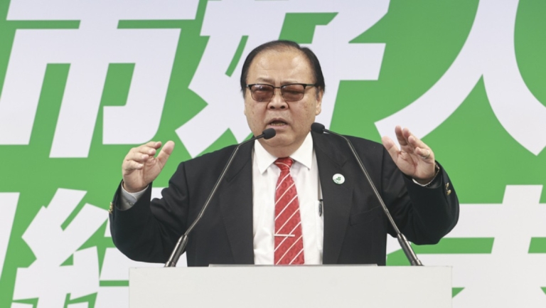 不慎踩空階梯 澎湖縣長陳光復跌倒昏迷送高雄救治