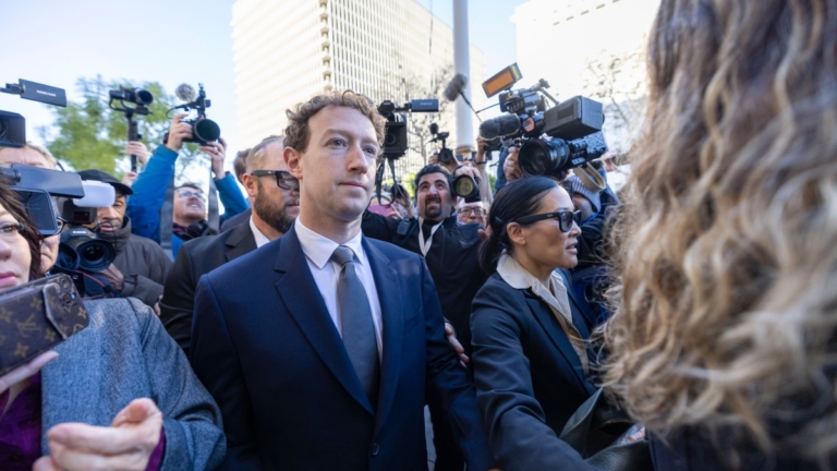 【財經快報】被訴社媒讓青少年上癮 扎克伯格加州過堂
