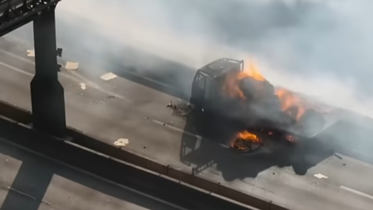 智利卡車失控爆炸釀6死 震撼驚悚畫面曝光