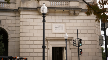 美國報稅新制上路 中產階級受惠最多