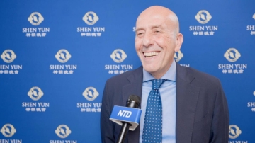 意大利参议员三追神韵 赞启迪神性 珍贵无比