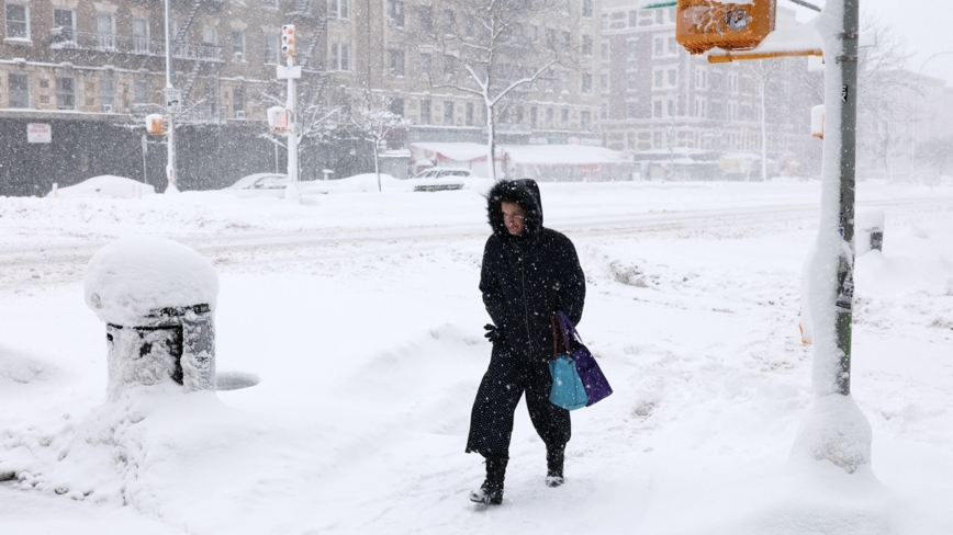 炸彈氣旋襲美東 6州緊急應對 60多萬戶斷電